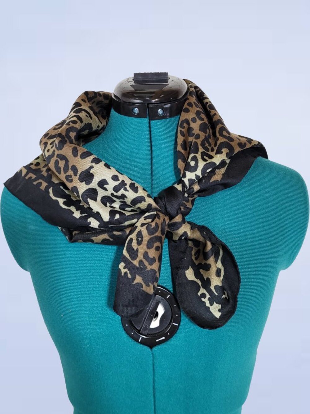 Leopard Print Polyester Scarf - Picture 3 of 5